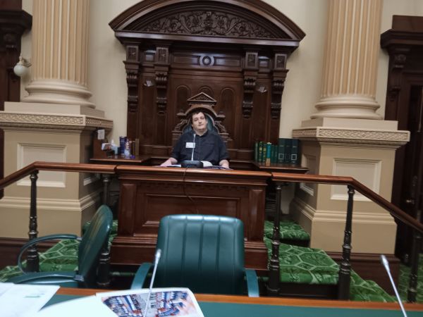 Tallun visiting the courts